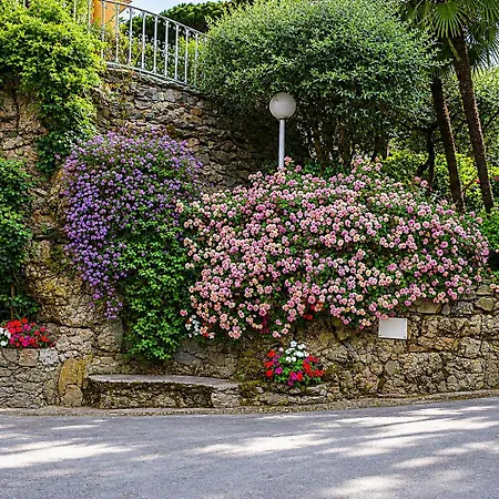 Near Portofino With Free Parking Ideal Base For Exploring Apartment *