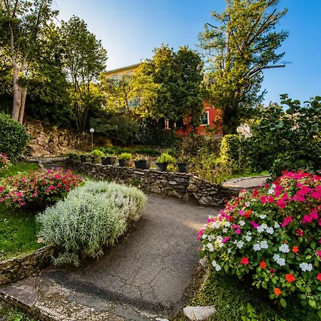 Near Portofino With Free Parking Ideal Base For Exploring *