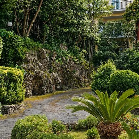 Near Portofino With Free Parking Ideal Base For Exploring Appartement Rapallo